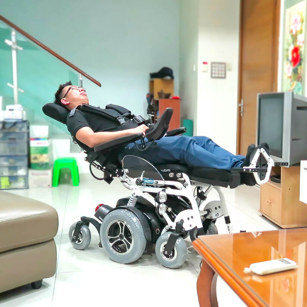 Draco (Advanced Standing Wheelchair)